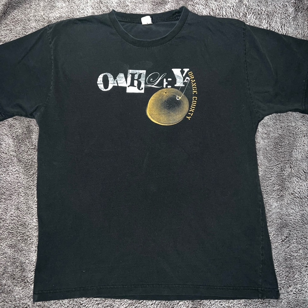 VTG Oakley shirt